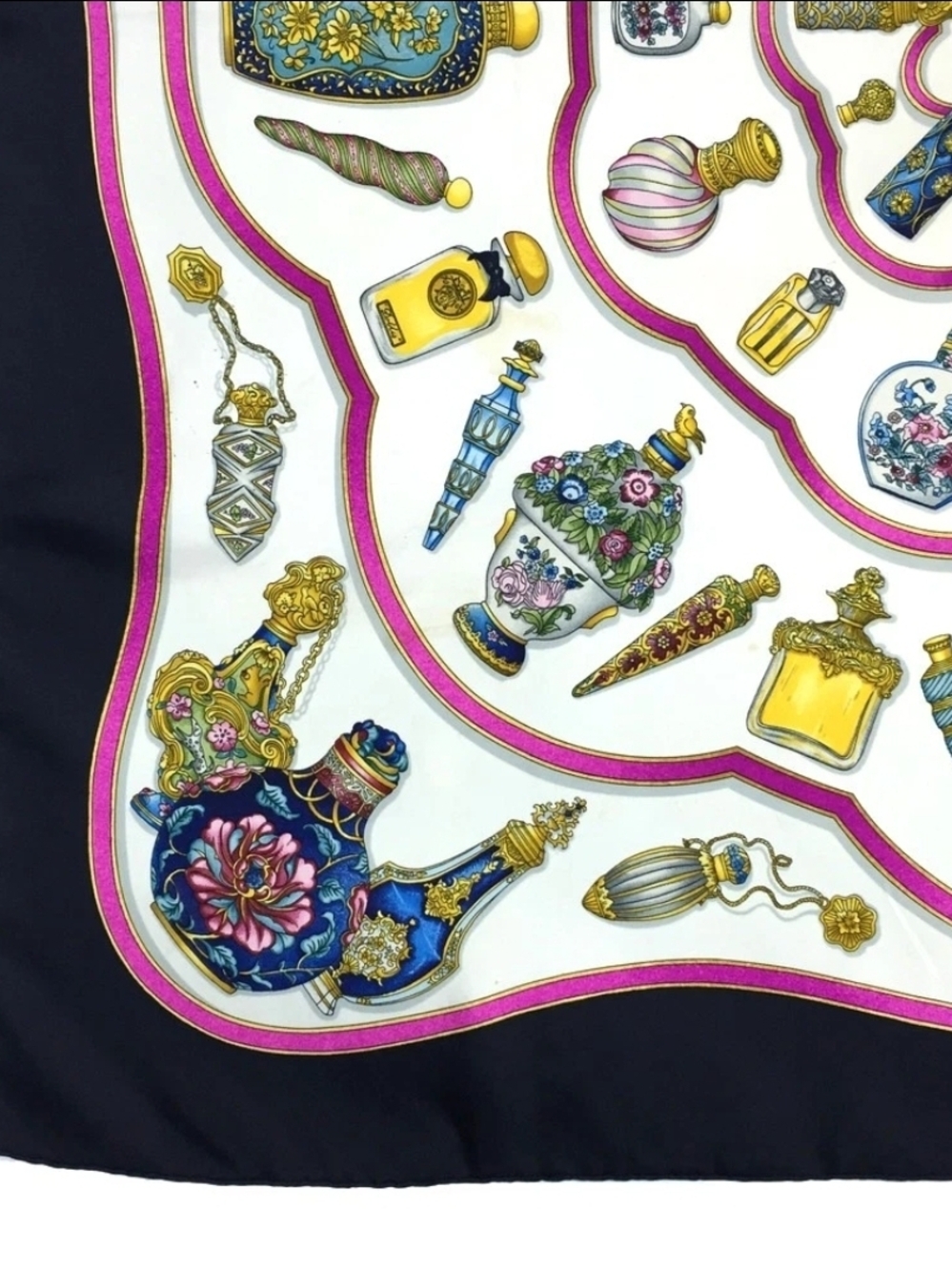 HERMÈS Qu'importe le flacon Silk Scarf 90cm Perfume Bottles Black Pink Vintage - Picture 5 of 9
